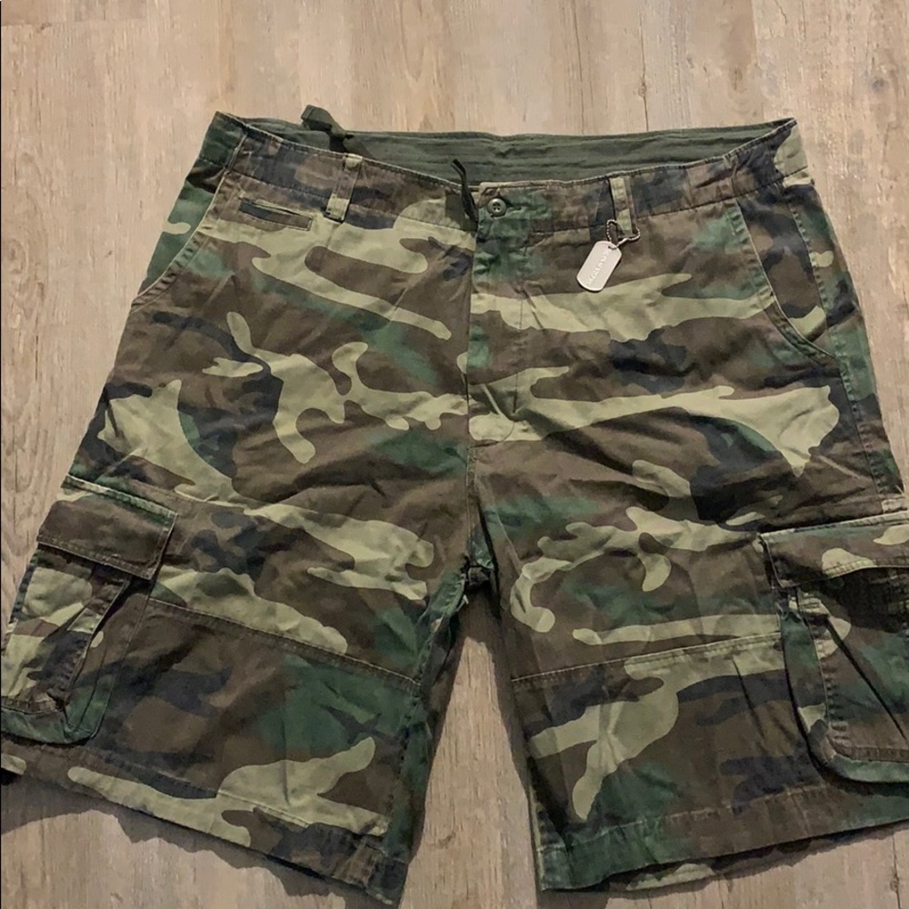 Camouflage cargo shorts